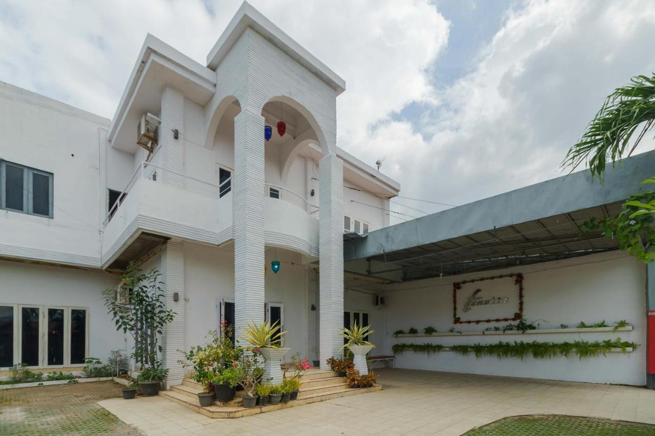 RedDoorz Syariah near Museum Tsunami Aceh 2 Geutieue Exterior foto