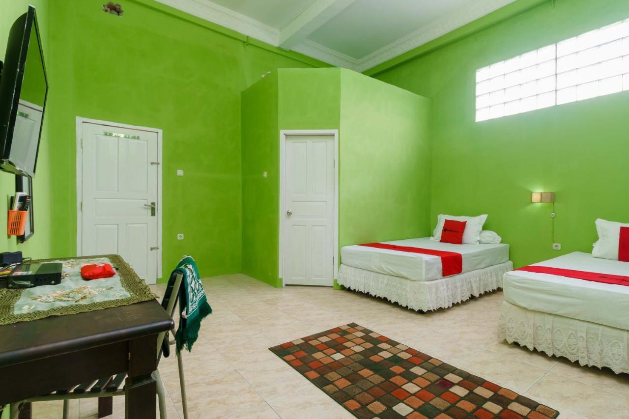 RedDoorz Syariah near Museum Tsunami Aceh 2 Geutieue Exterior foto